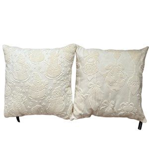 Festive Winter Decor: Set of Snowmen and Ornaments Throw Pillows